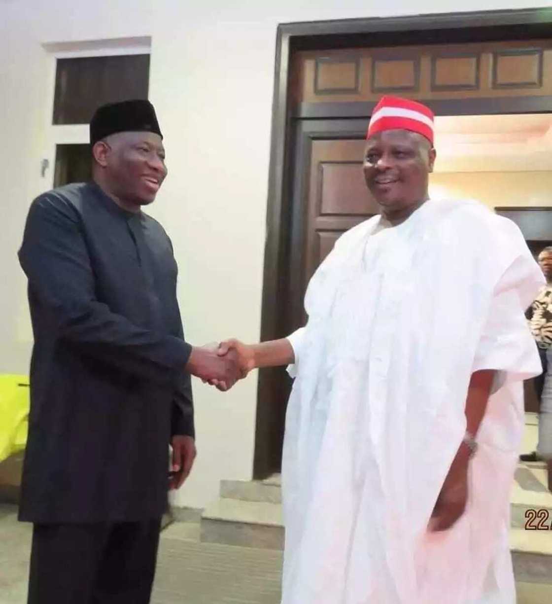 Tuna baya: idan mutum ya rasa madafa ko mai malfa ya gani sai ya bi shi – Kwankwaso Tuna baya: idan mutum ya rasa madafa ko mai malfa ya gani sai ya bi shi – Kwankwaso