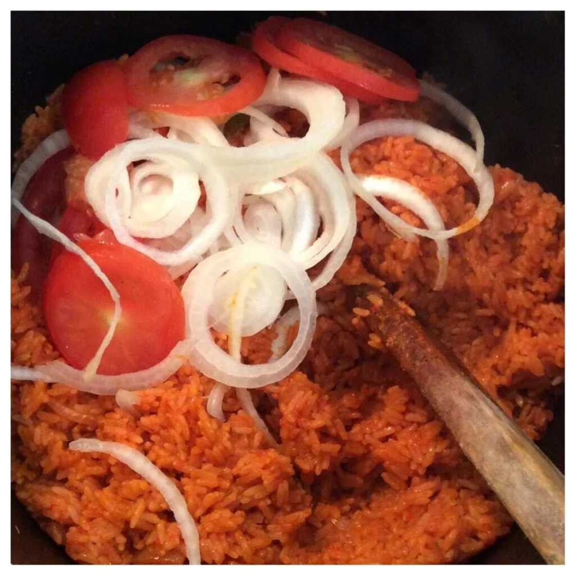 tomatoes tomatoes