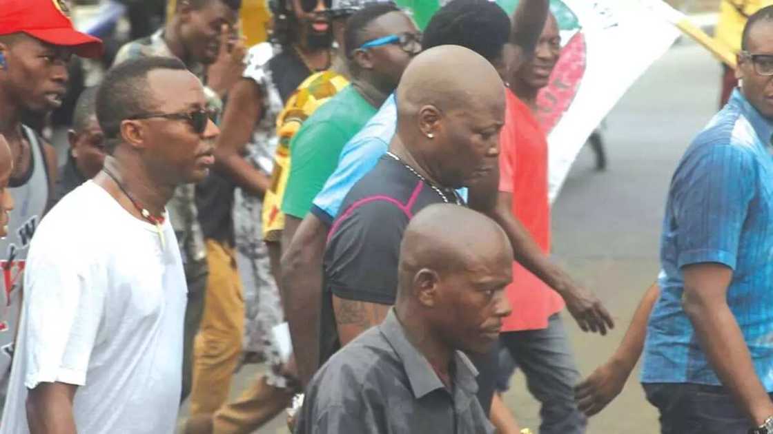 Charly Boy starts youth movement, absolves Buhari of blame Charly Boy starts youth movement, absolves Buhari of blame