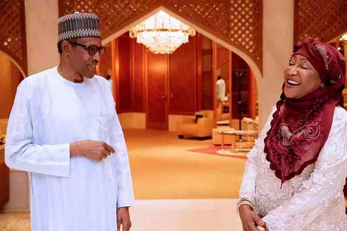 President Buhari hosts APC chieftains to dinner in presidential villa President Buhari hosts APC chieftains to dinner in presidential villa