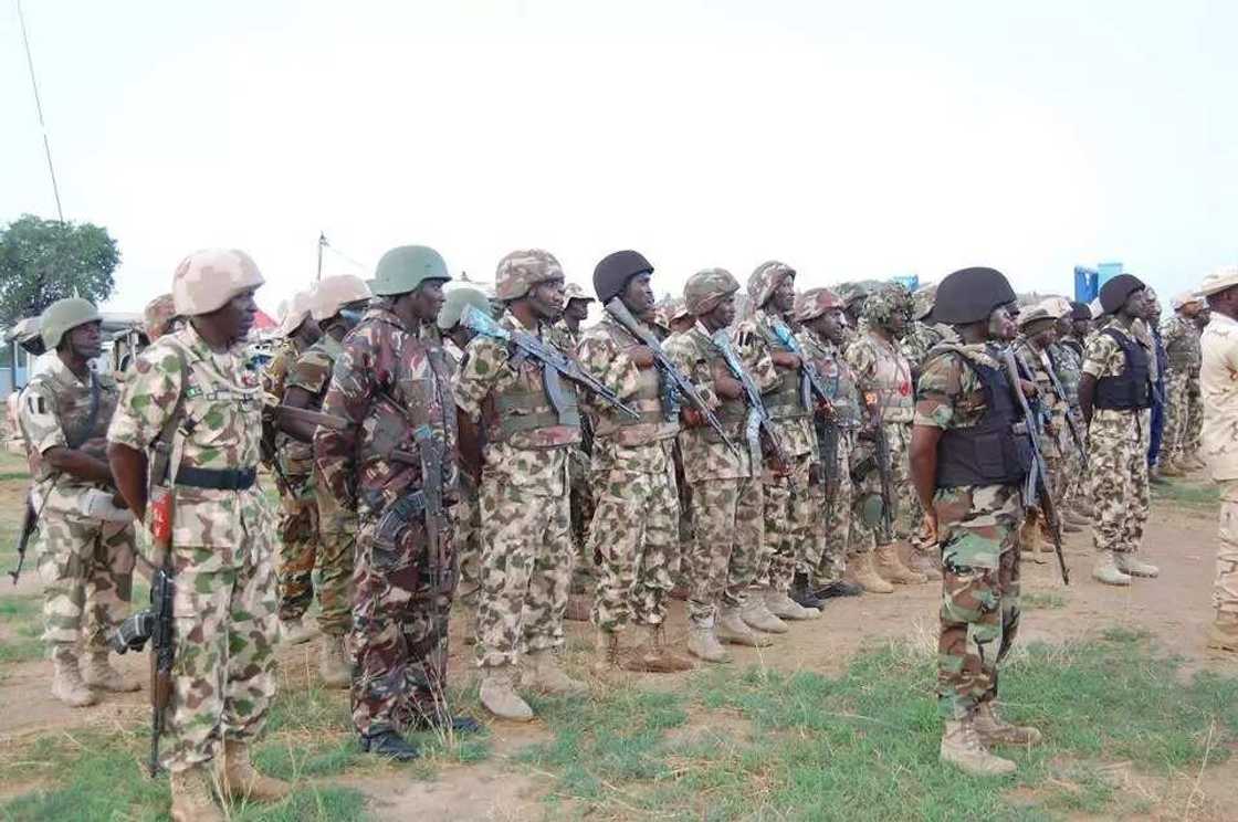 Boko Haram: Army Reinstates 2500 Soldiers, 102 Officers Boko Haram: Army Reinstates 2500 Soldiers, 102 Officers
