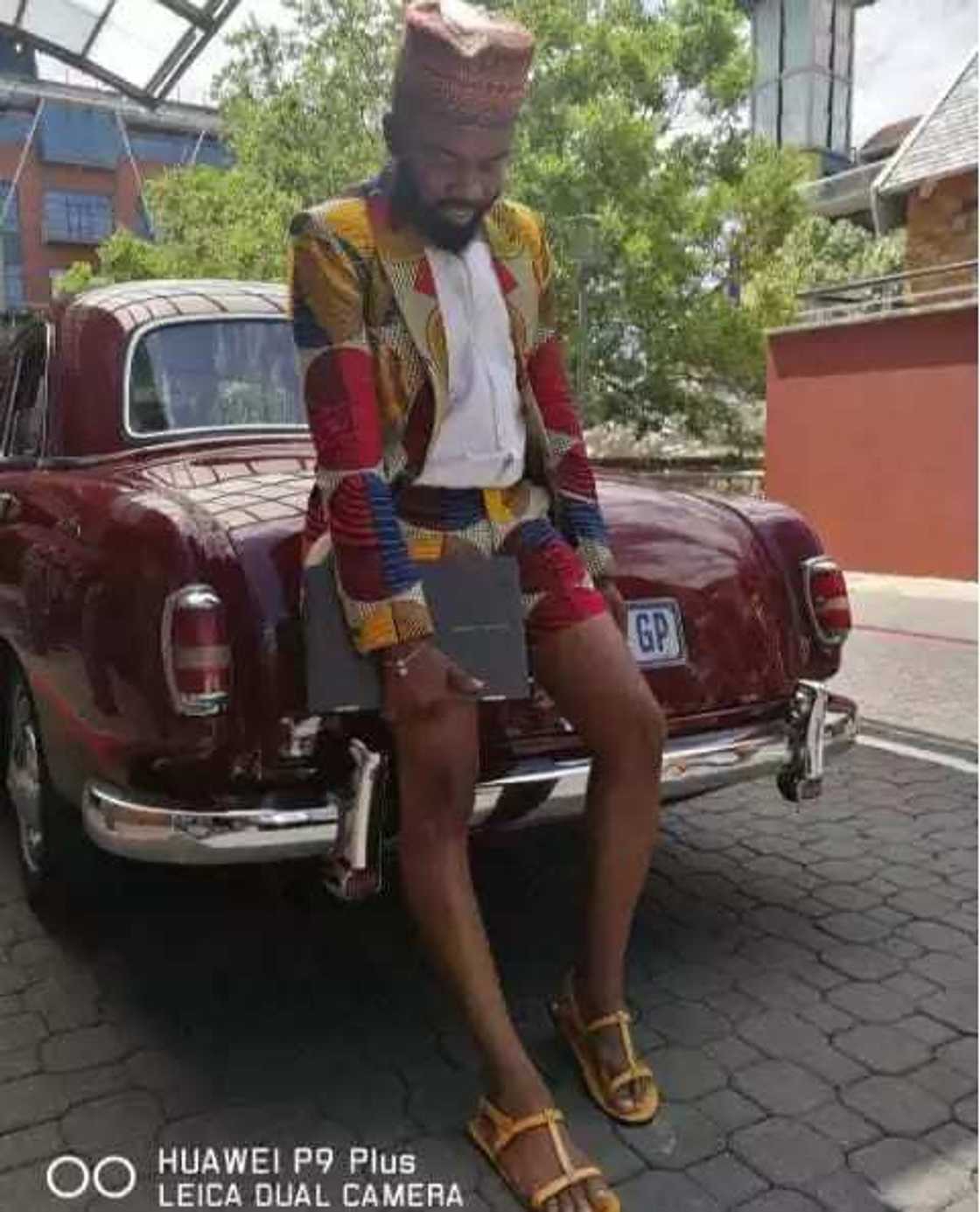 Yan Najeriya sunyi martani ga Igwe kan gajeren wandon shi Yan Najeriya sunyi martani ga Igwe kan gajeren wandon shi