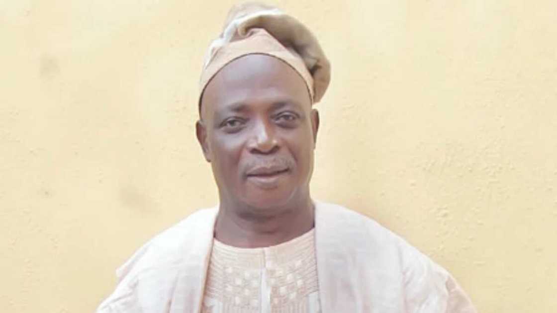 Dasuki: Wani tsohon Gwamna ya bayyana dalilin da ya sa karbi Miliyan 500 lokacin zabe Dasuki: Wani tsohon Gwamna ya bayyana dalilin da ya sa karbi Miliyan 500 lokacin zabe