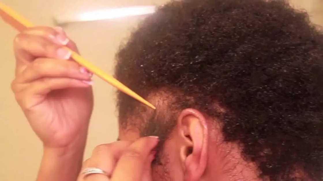 Strand's separating for natural hair twist style Strand's separating for natural hair twist style
