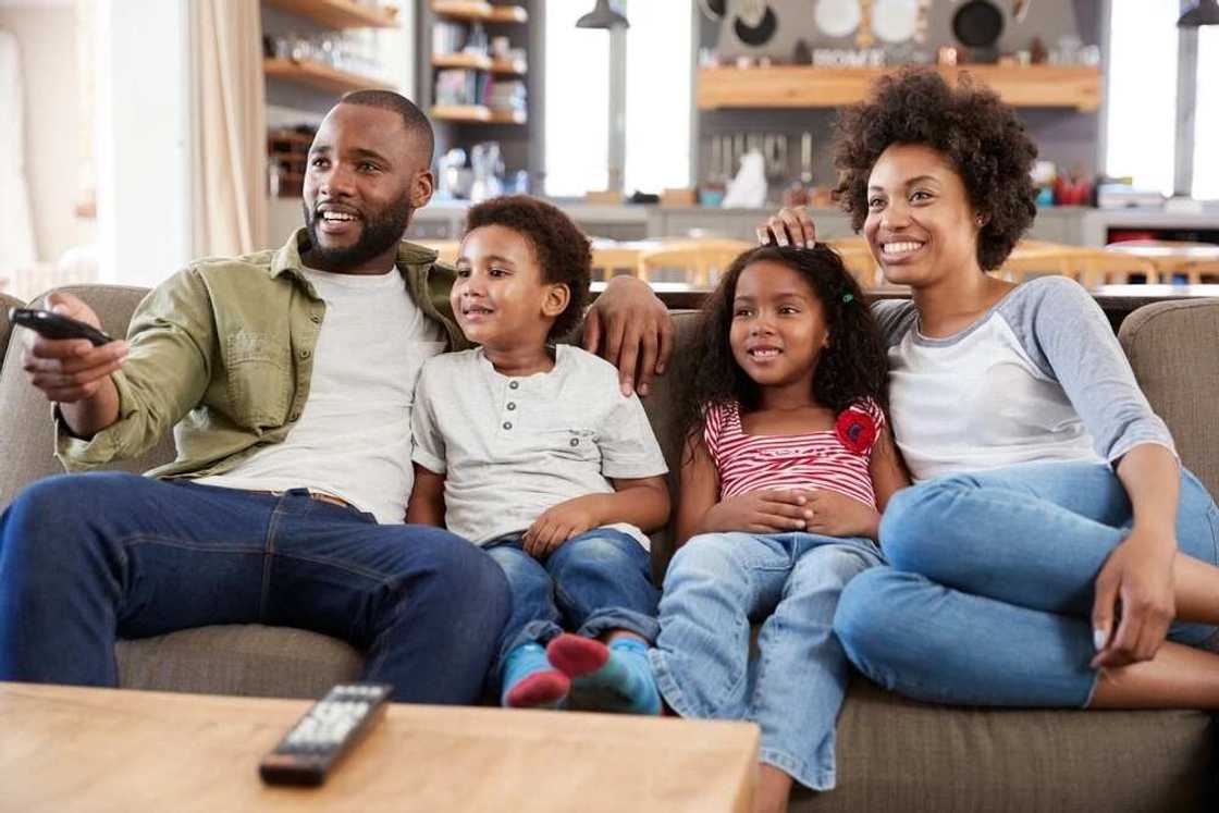 family watch tv