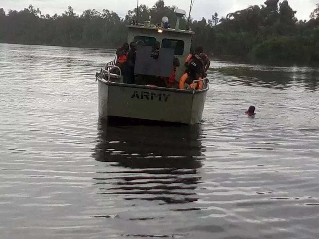 Photos: Nigerian soldiers prepare for operation in Niger Delta Photos: Nigerian soldiers prepare for operation in Niger Delta