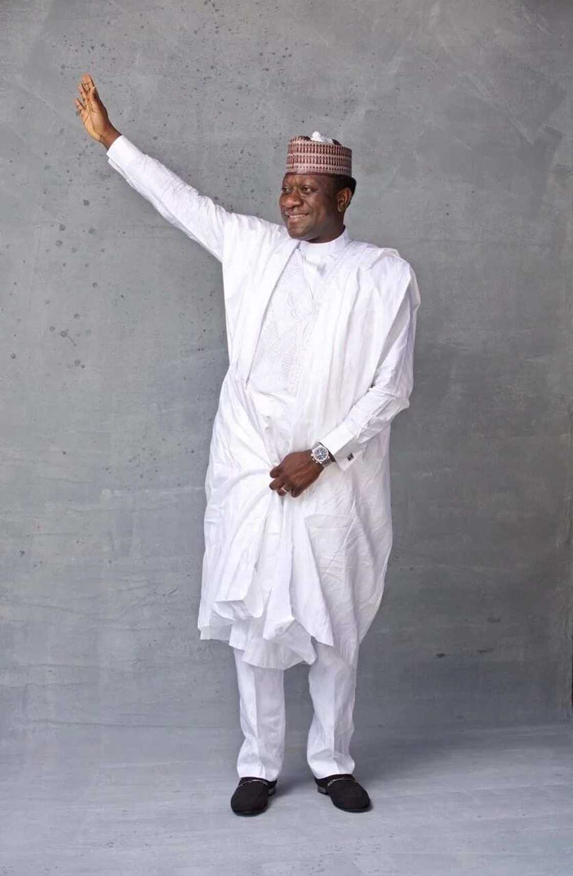 Honarabul Abdulmumin Jibrin Honarabul Abdulmumin Jibrin