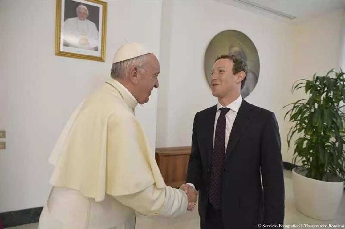 Facebook founder, Mark Zuckerberg arrives in Nigeria Facebook founder, Mark Zuckerberg arrives in Nigeria