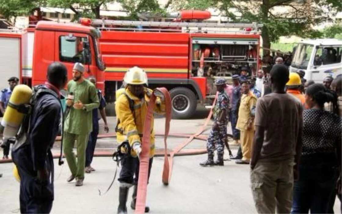 Wuta tayi barna, ta kone daya daga cikin cibiyoyin bincike mafi amfani a arewacin Najeriya Wuta tayi barna, ta kone daya daga cikin cibiyoyin bincike mafi amfani a arewacin Najeriya