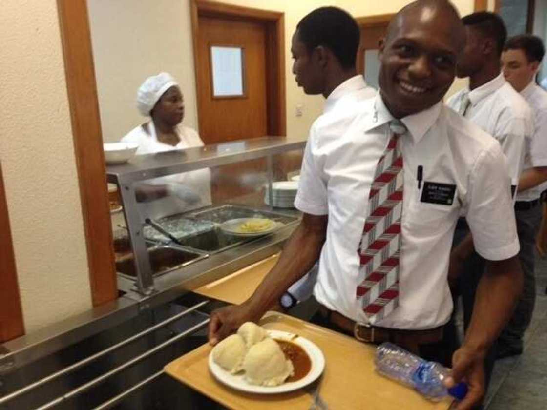 How many calories in a cup of garri How many calories in a cup of garri