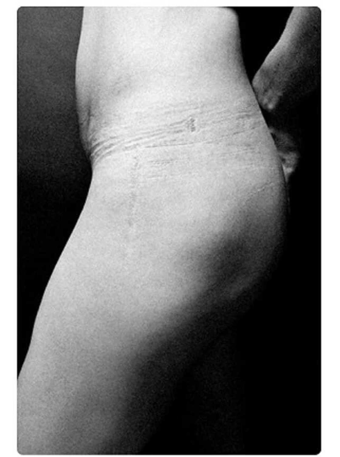 Kaico: Kalli hotunan yadda Mata suke illata cikinsu da sunan ado don burge Maza Kaico: Kalli hotunan yadda Mata suke illata cikinsu da sunan ado don burge Maza