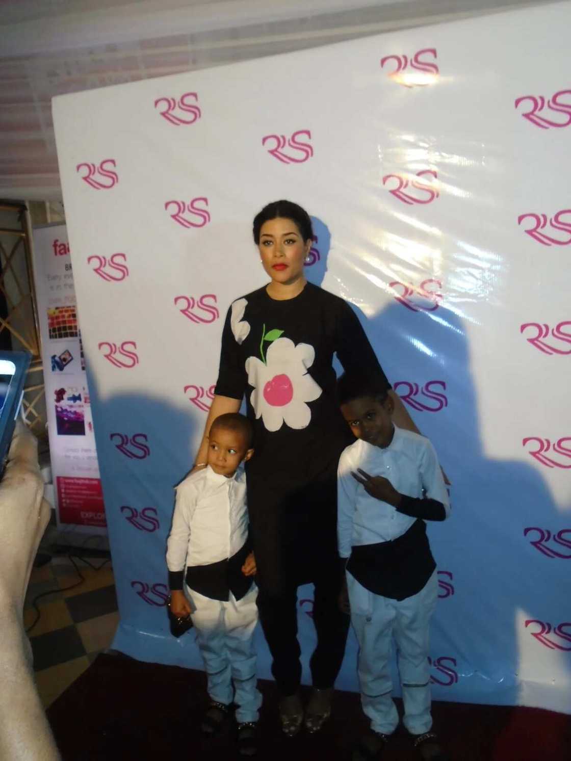 Rukky Sanda Exposes Bosom As She Premiere's Movie "Dark" Rukky Sanda Exposes Bosom As She Premiere's Movie "Dark"