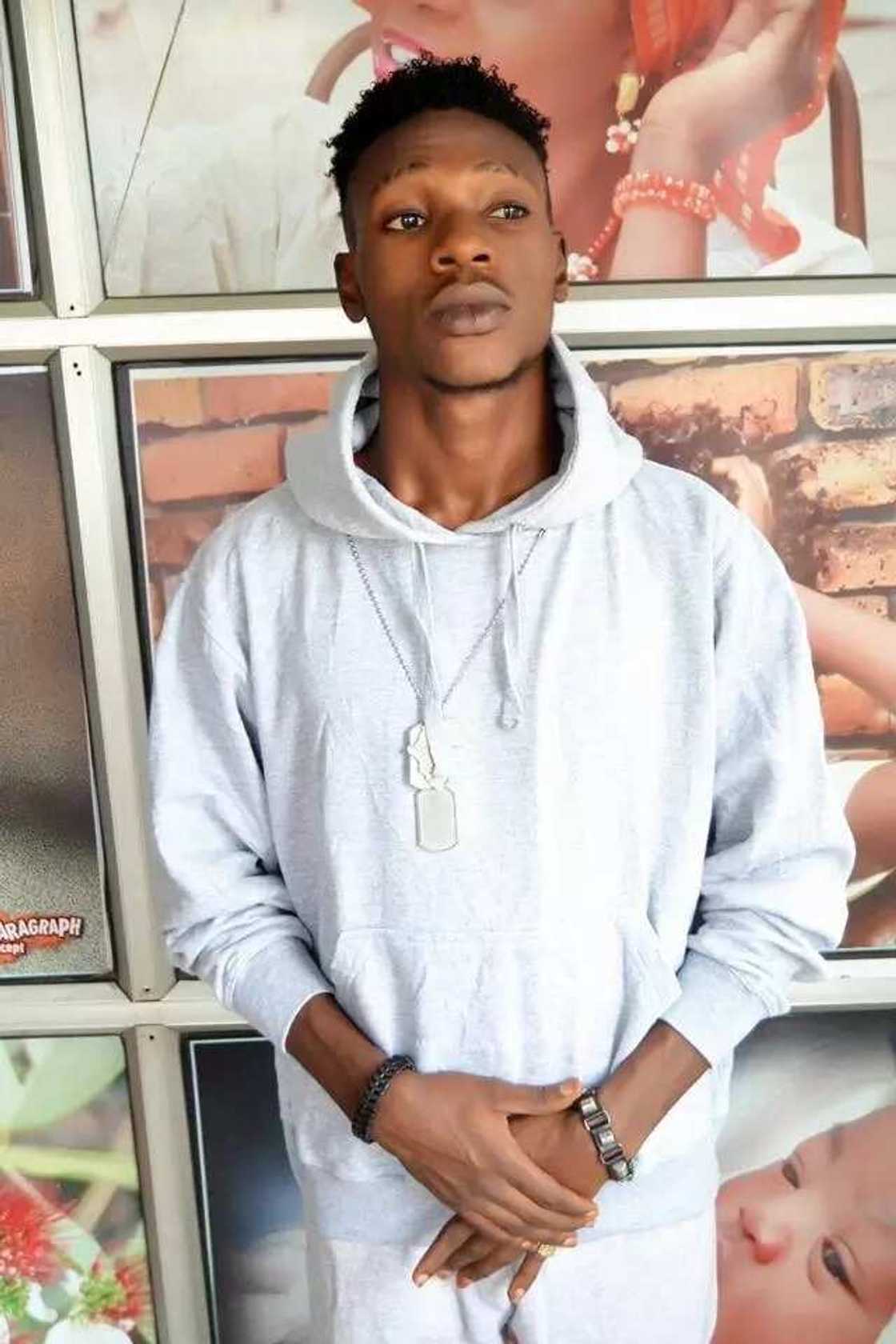 Davolee Davolee
