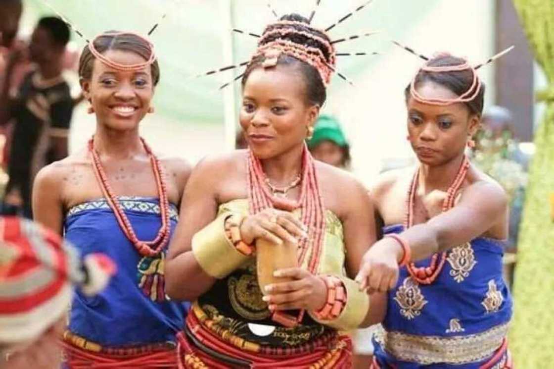 Igbo traditions and customs Igbo traditions and customs