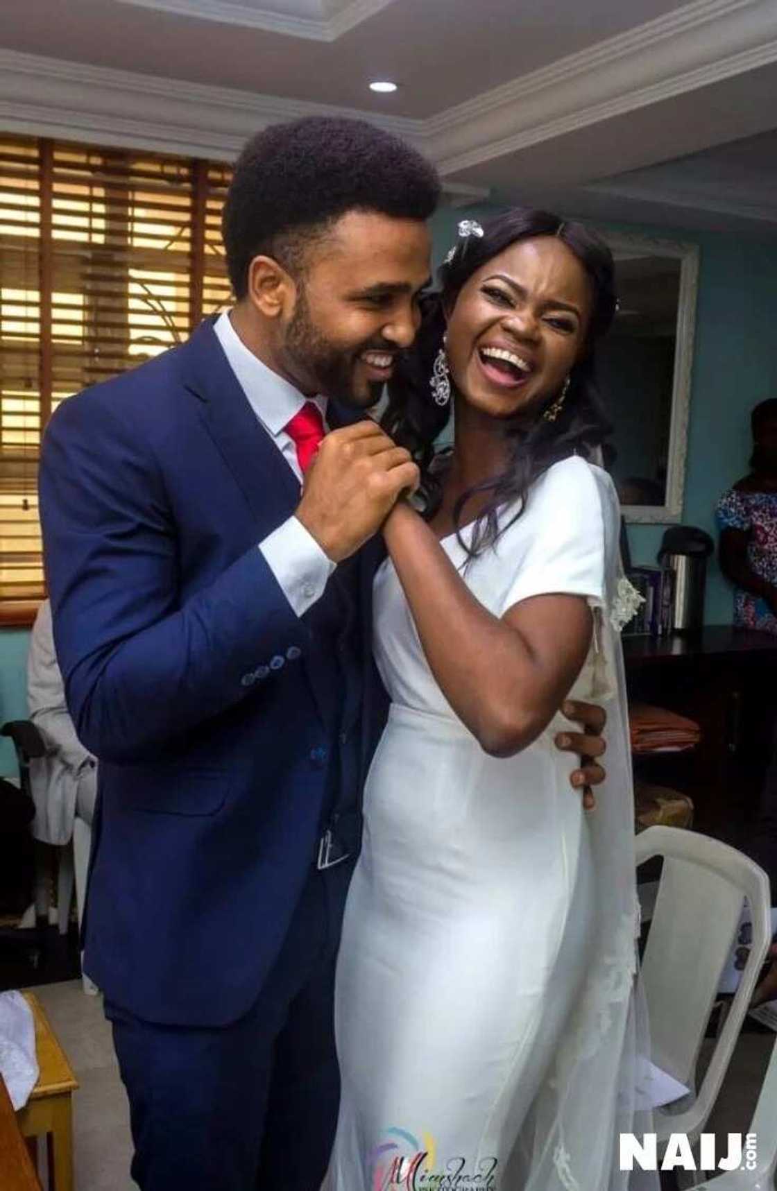 Fast rising Nigerian music artist Naomi Mac weds sweetheart secretly in Lagos (photos) Fast rising Nigerian music artist Naomi Mac weds sweetheart secretly in Lagos (photos)