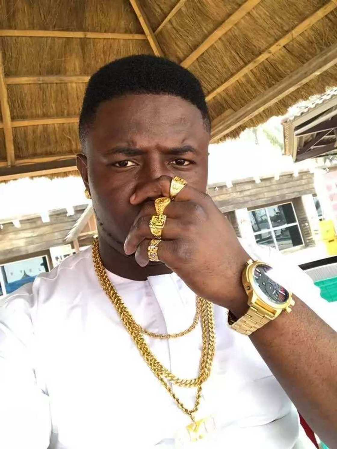 Anambra Big Boy shows off his BMW X series SUV, shares words of wisdom (photo) Anambra Big Boy shows off his BMW X series SUV, shares words of wisdom (photo)