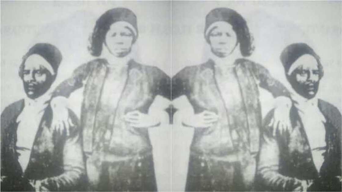 Kunne ya girmi kaka: Hausawan farko da suka fara zuwa Birtaniya (HOTO) Kunne ya girmi kaka: Hausawan farko da suka fara zuwa Birtaniya (HOTO)