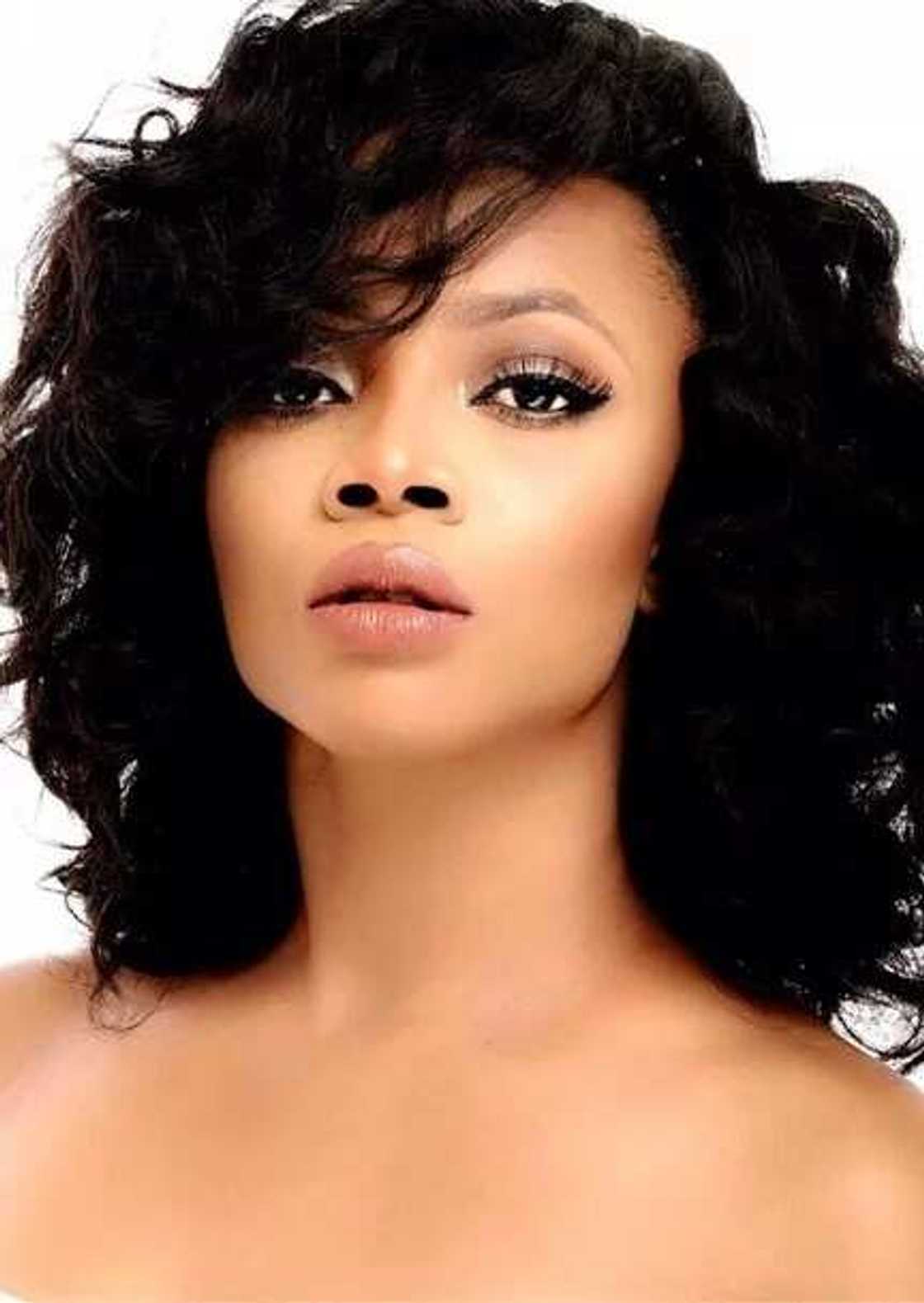 20 Nigerian Celebrities Who May Be Bleaching (PHOTOS) 20 Nigerian Celebrities Who May Be Bleaching (PHOTOS)