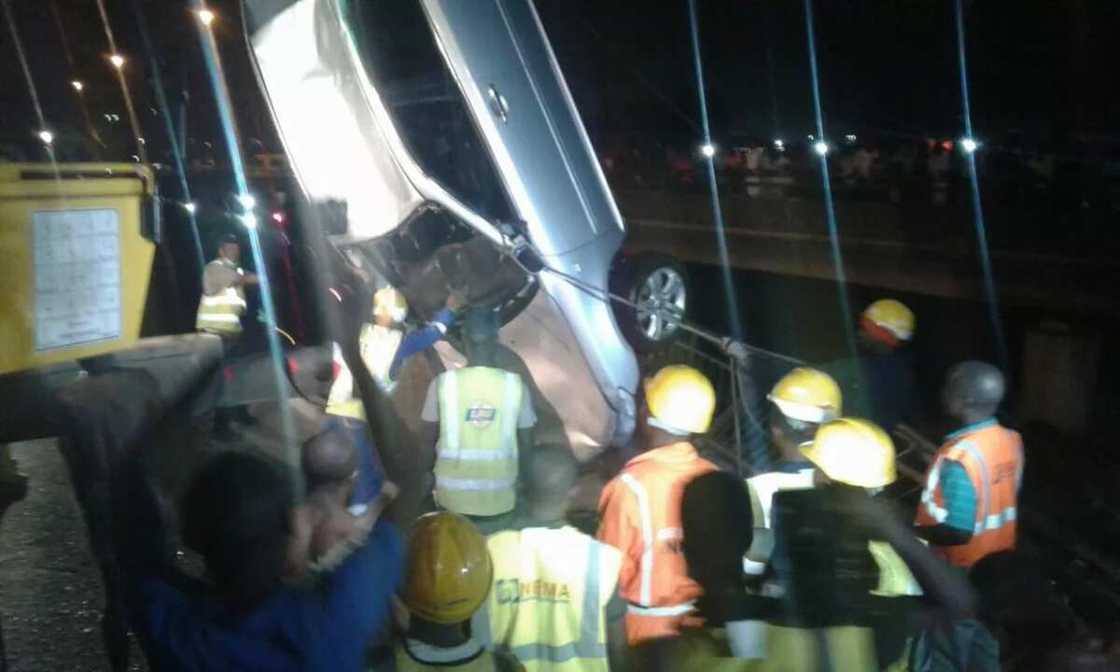 Tragedy as car plunges into Lagos lagoon