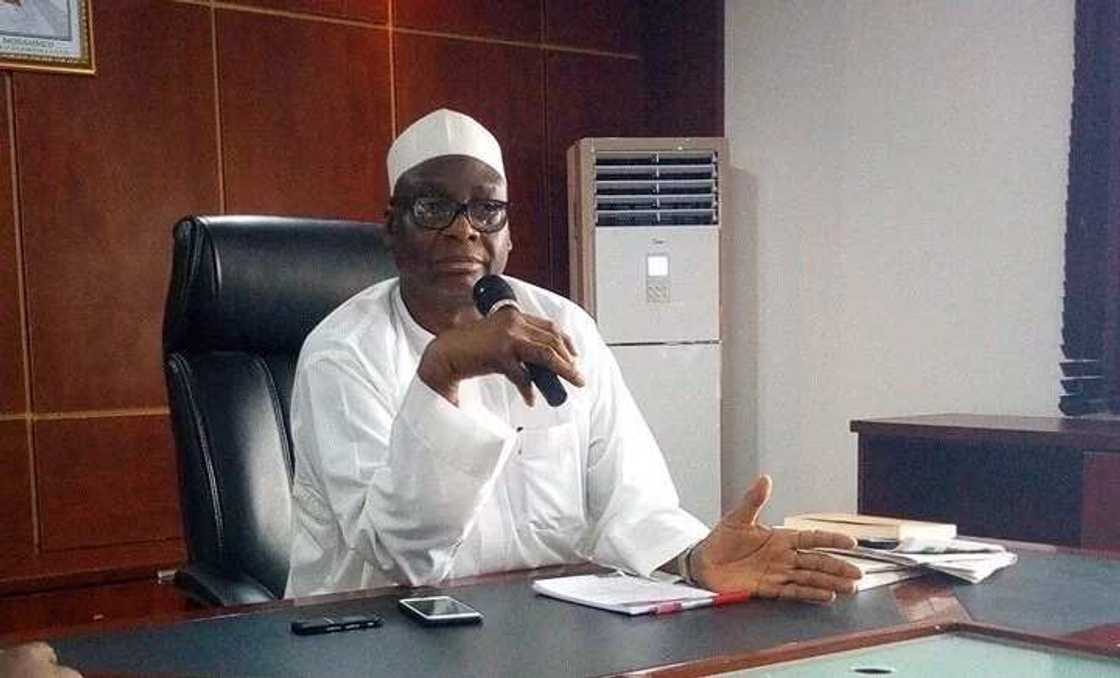 Buhari Ya Sabunta Naɗin Garba Abari a Matsayin Shugaban NOA Buhari Ya Sabunta Naɗin Garba Abari a Matsayin Shugaban NOA