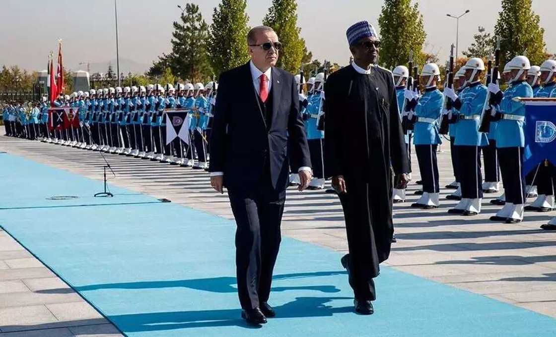 Buhari ya ziyarci kabarin wanda ya kafa kasar Turkiyya, ya kuma gana da Erdogan (hotuna)