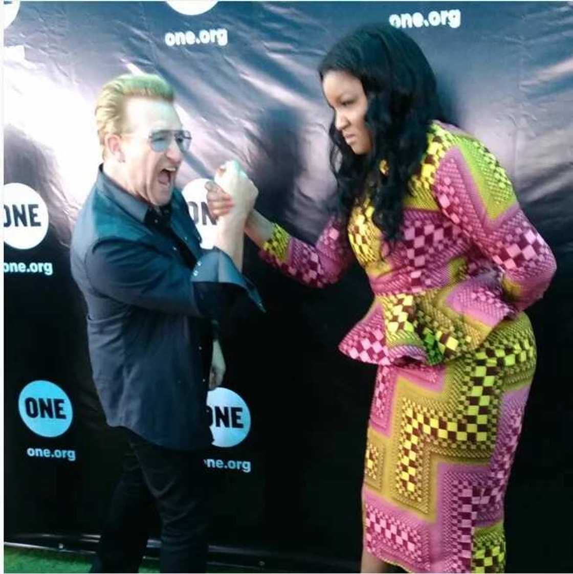 Photos: Nigerian Artists Meet U2 Frontman Bono Photos: Nigerian Artists Meet U2 Frontman Bono