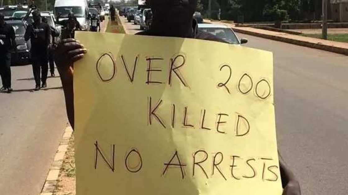 Kiristoci sunyi zanga-zanga a Jos, kalli hotuna Kiristoci sunyi zanga-zanga a Jos, kalli hotuna