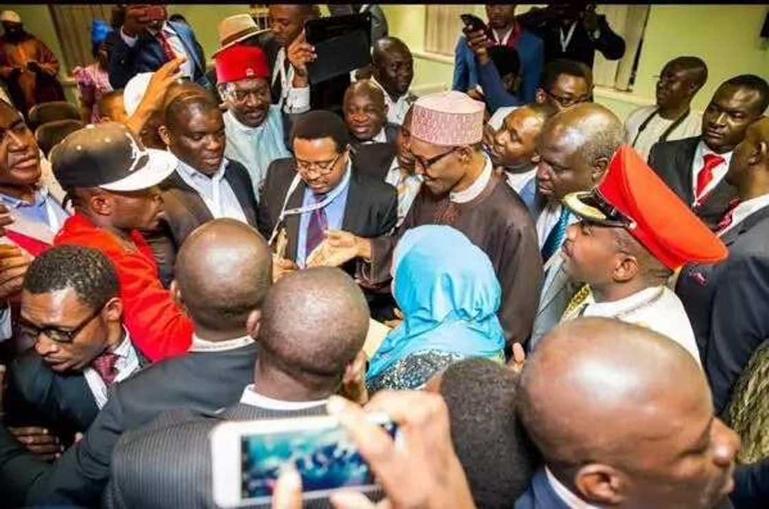 PHOTOS: Buhari Meets Nigerians In South Africa PHOTOS: Buhari Meets Nigerians In South Africa