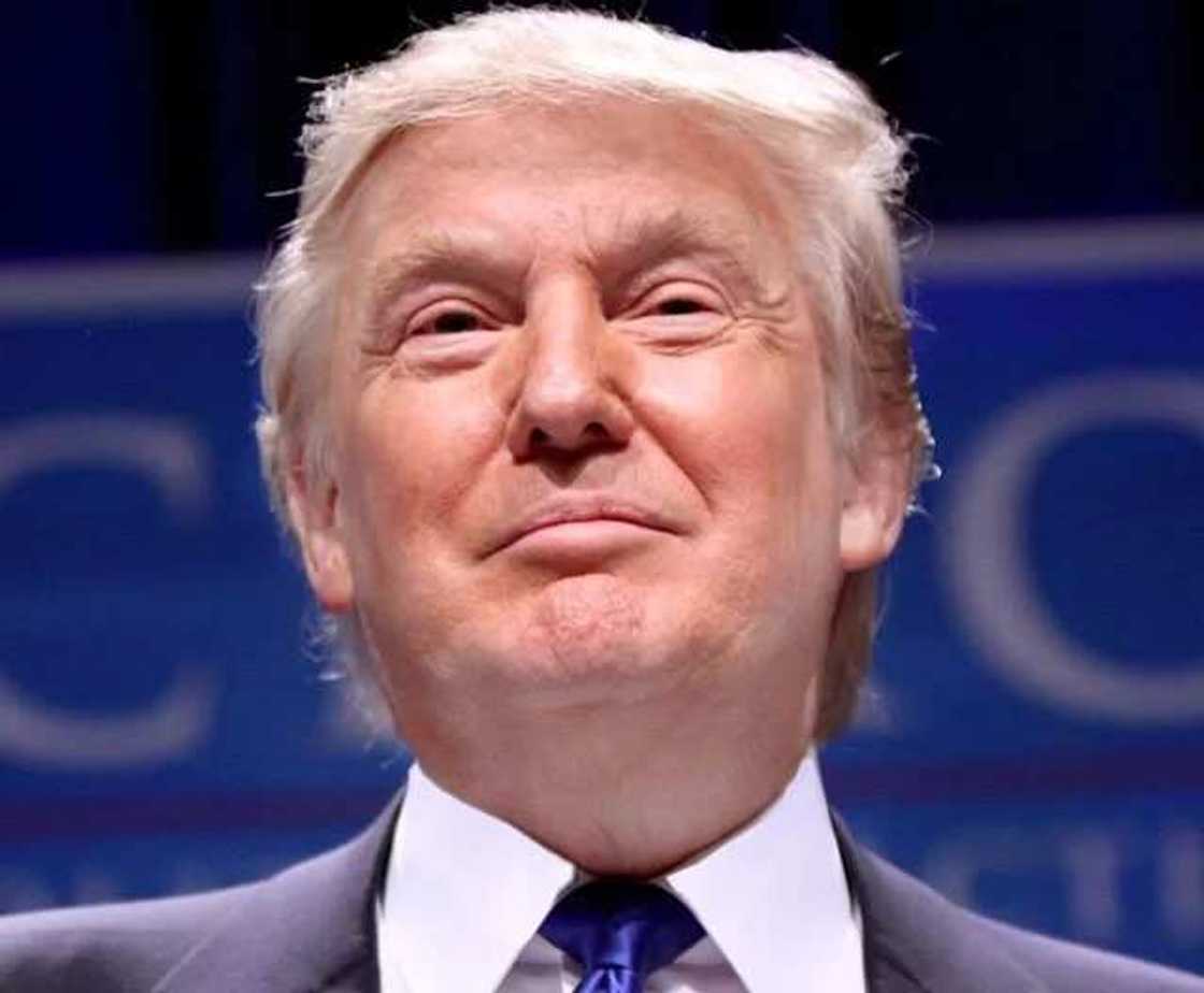 Sanya wa jariri suna Donald Trump ya jawo cece kuce a kasar Ustazai Sanya wa jariri suna Donald Trump ya jawo cece kuce a kasar Ustazai