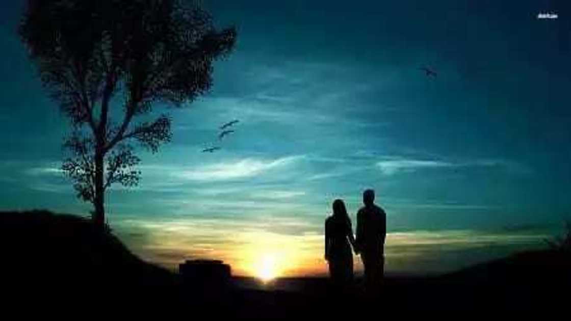 Hoton auren ma'aurata kafin aure Hoton auren ma'aurata kafin aure