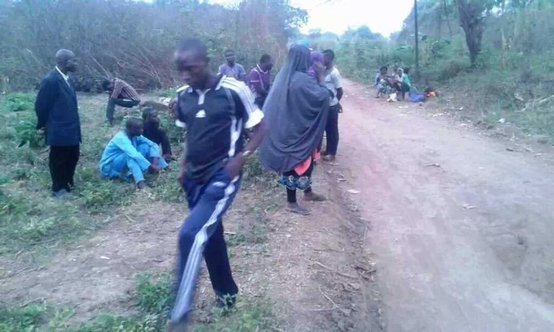 Jirgin kasa dauke da fasinjojin zuwa Kano ya lalace a tsakiyar daji Jirgin kasa dauke da fasinjojin zuwa Kano ya lalace a tsakiyar daji