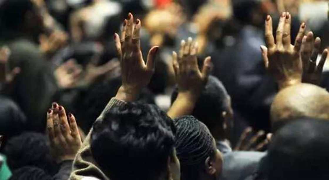Revival in the scriptures Revival in the scriptures