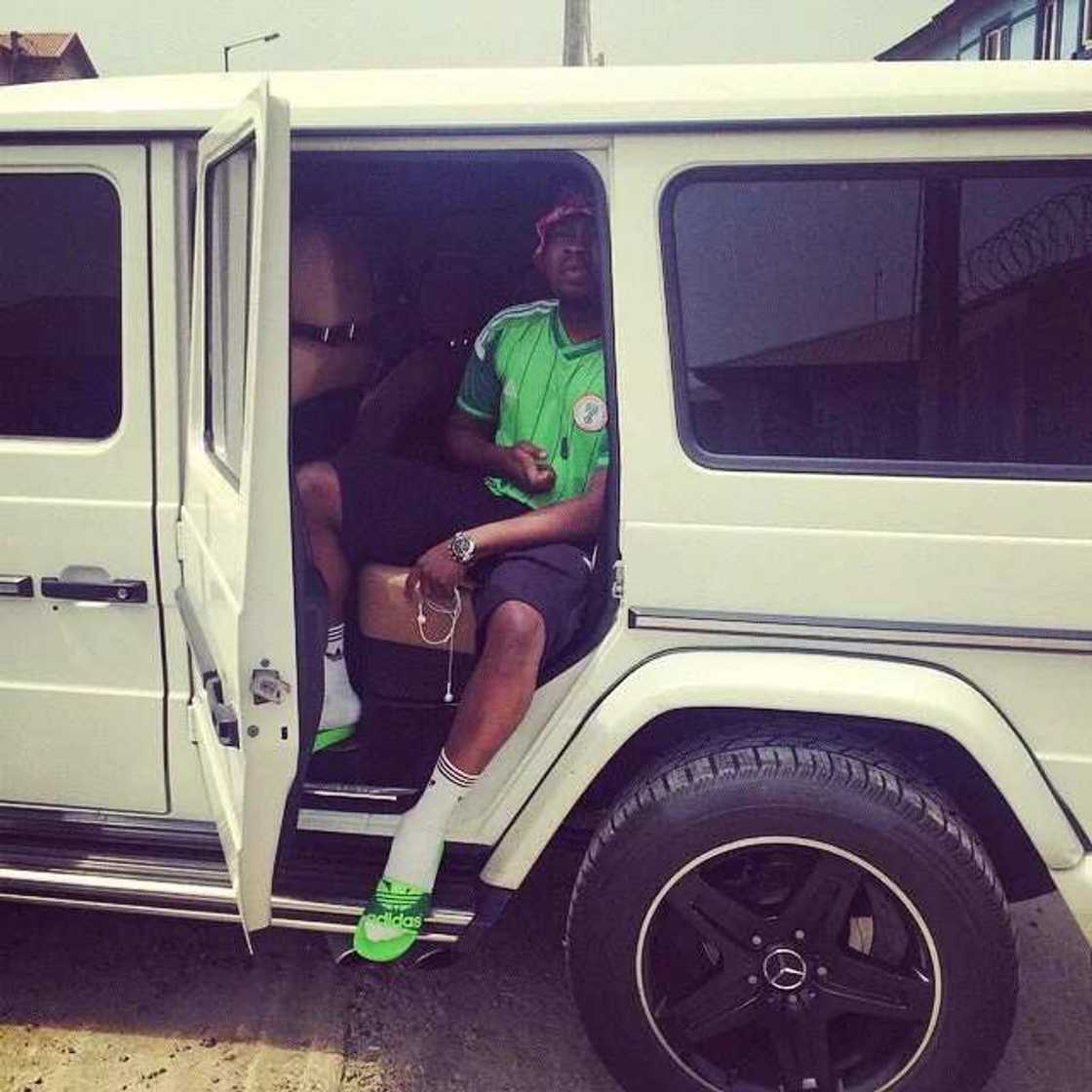See The Expensive Cars Of Top Nigerian Music Stars See The Expensive Cars Of Top Nigerian Music Stars