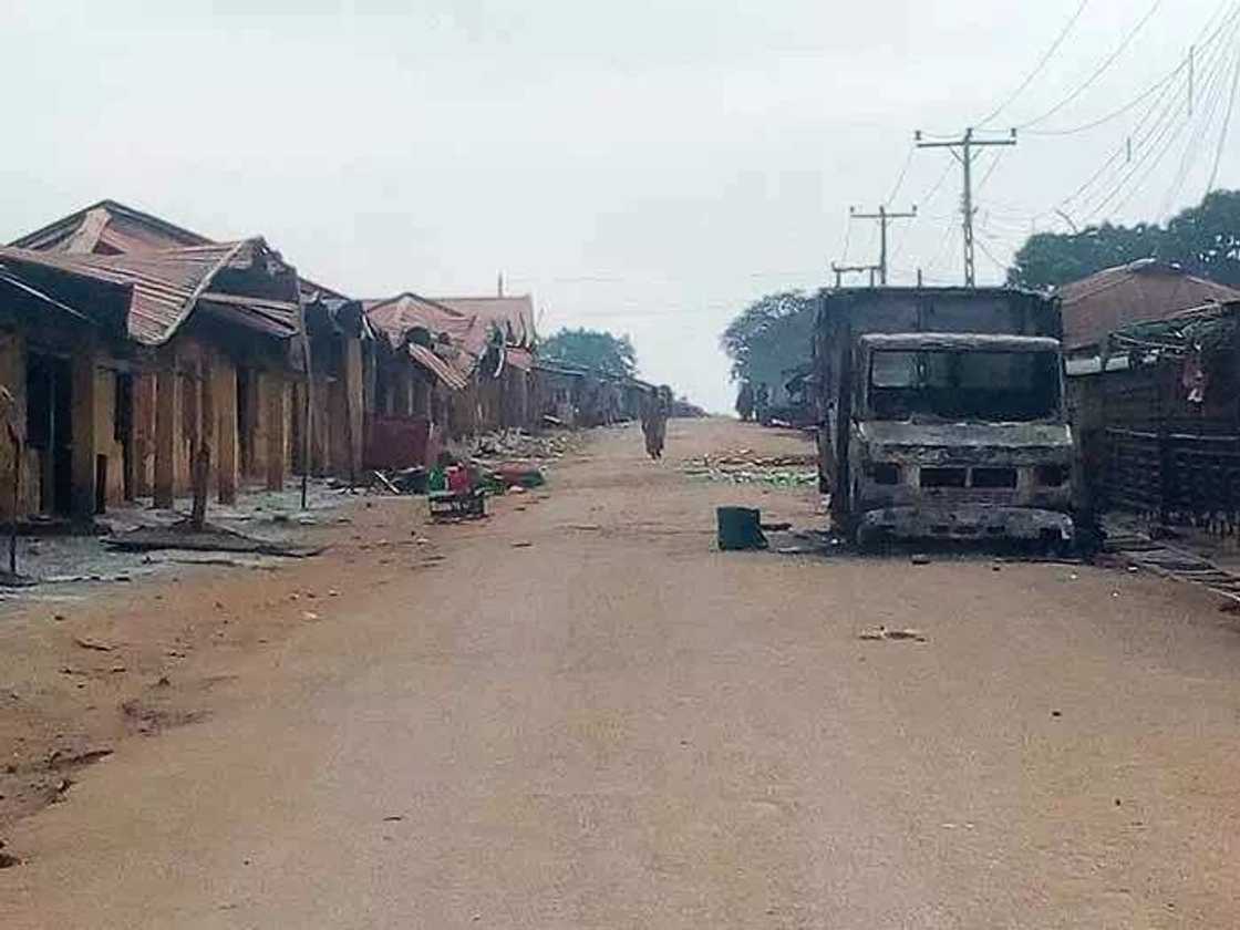 Hotunan ta'adi na rikicin addini da ya afku a jihar Kaduna Hotunan ta'adi na rikicin addini da ya afku a jihar Kaduna