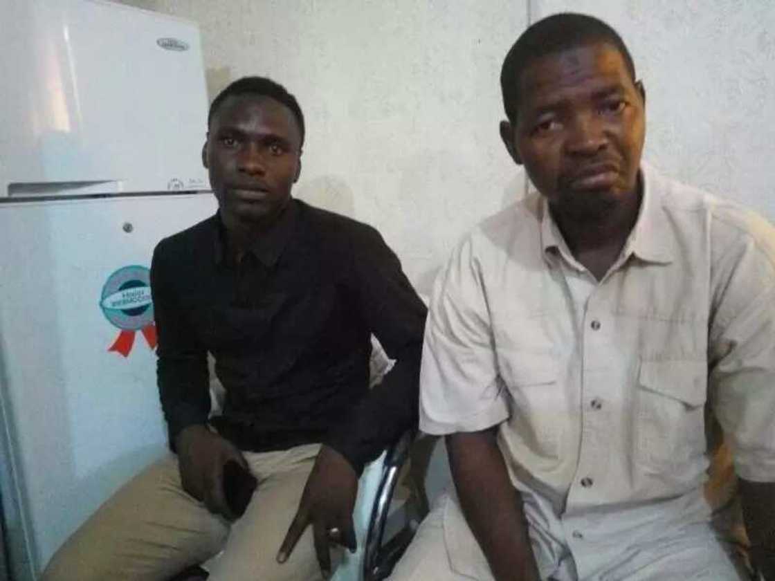 Taurarin Kannywood sun jaddada mubaya’arsu ga gwamna Ganduje Taurarin Kannywood sun jaddada mubaya’arsu ga gwamna Ganduje