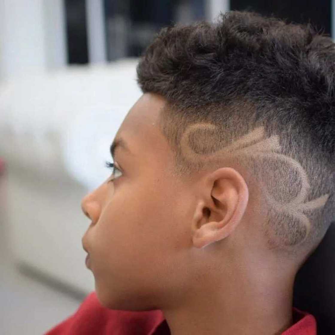 High fade with designs