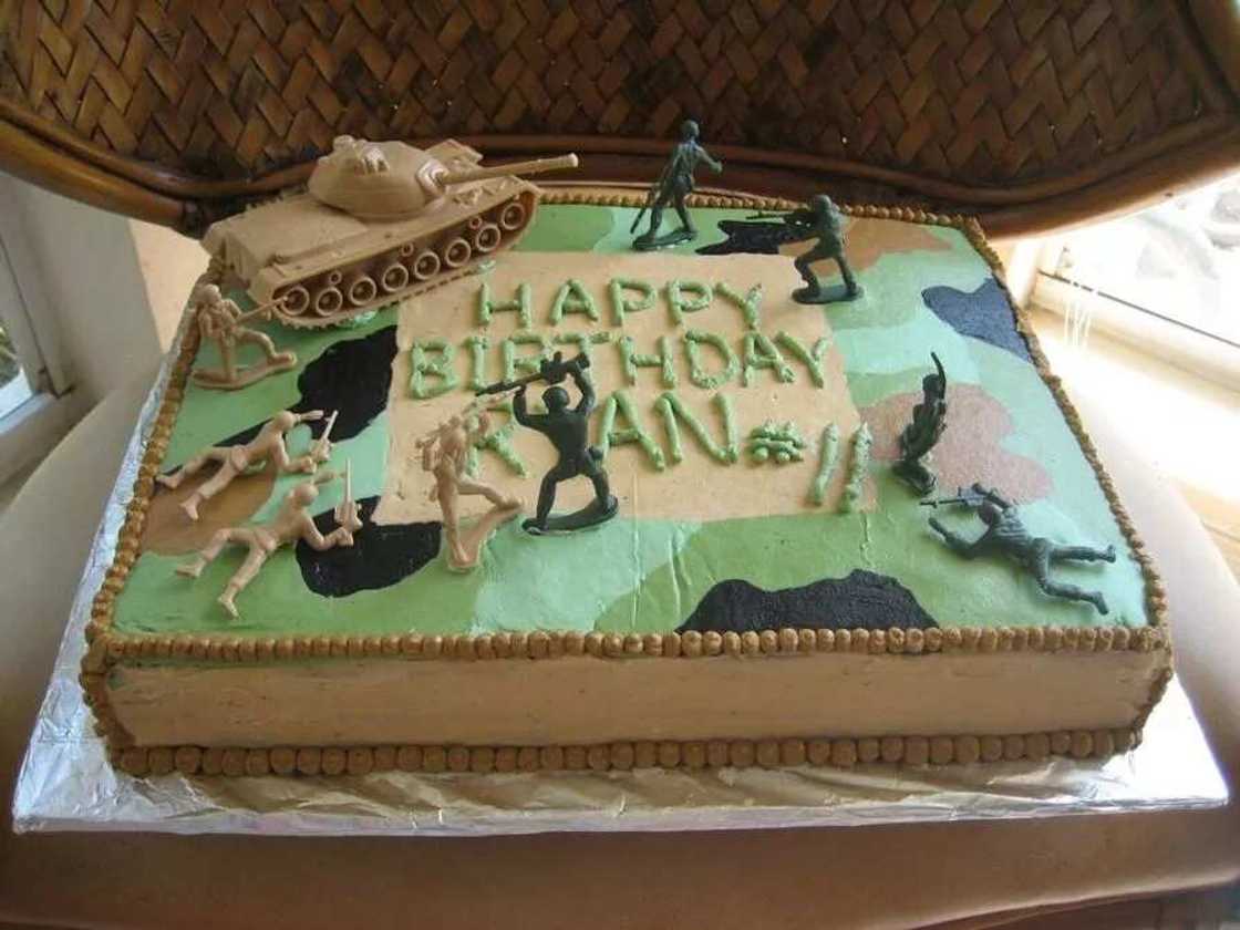 Birthday cake for husband who is military