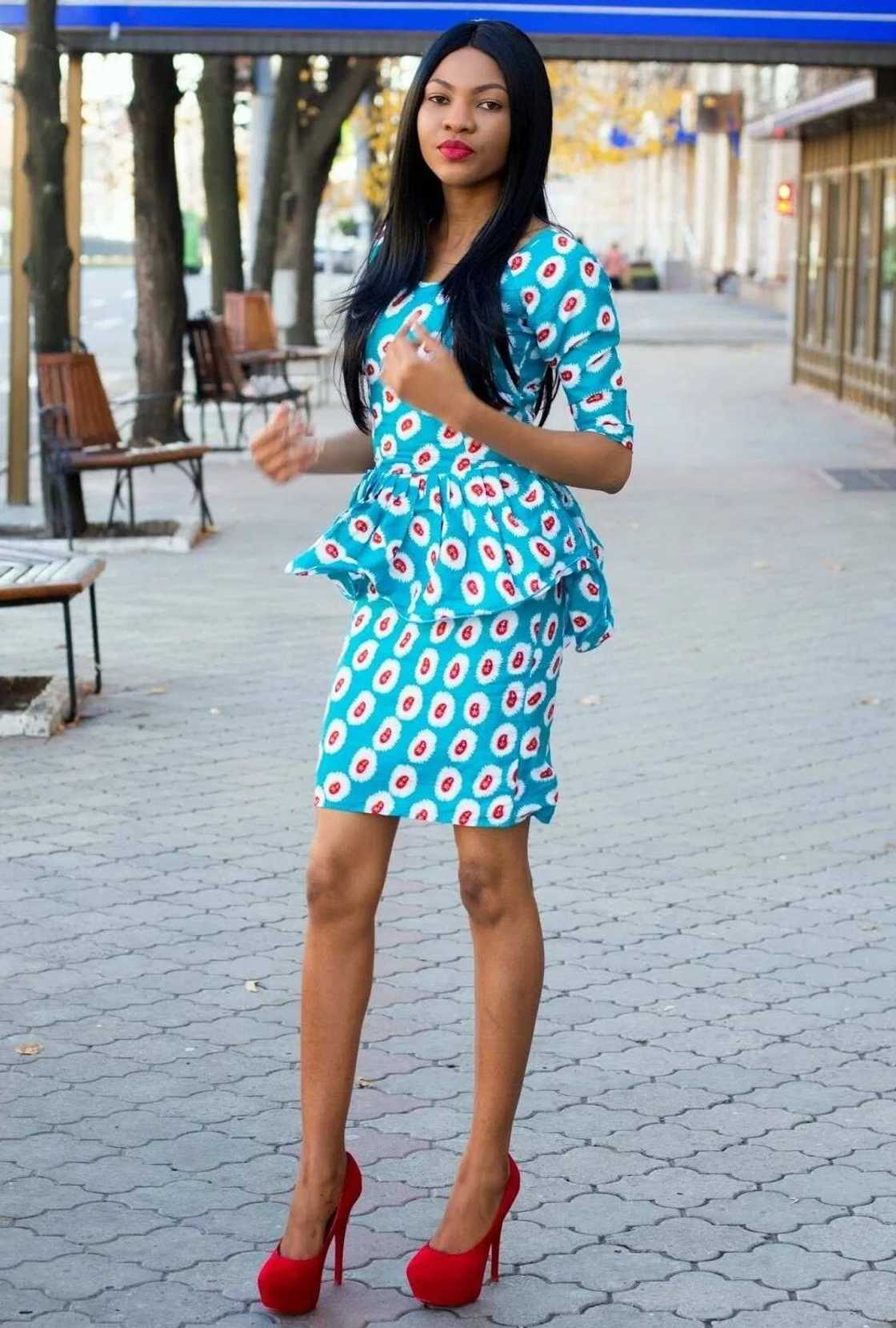 Short Ankara peplum gowns (office style) 2017 Short Ankara peplum gowns (office style) 2017