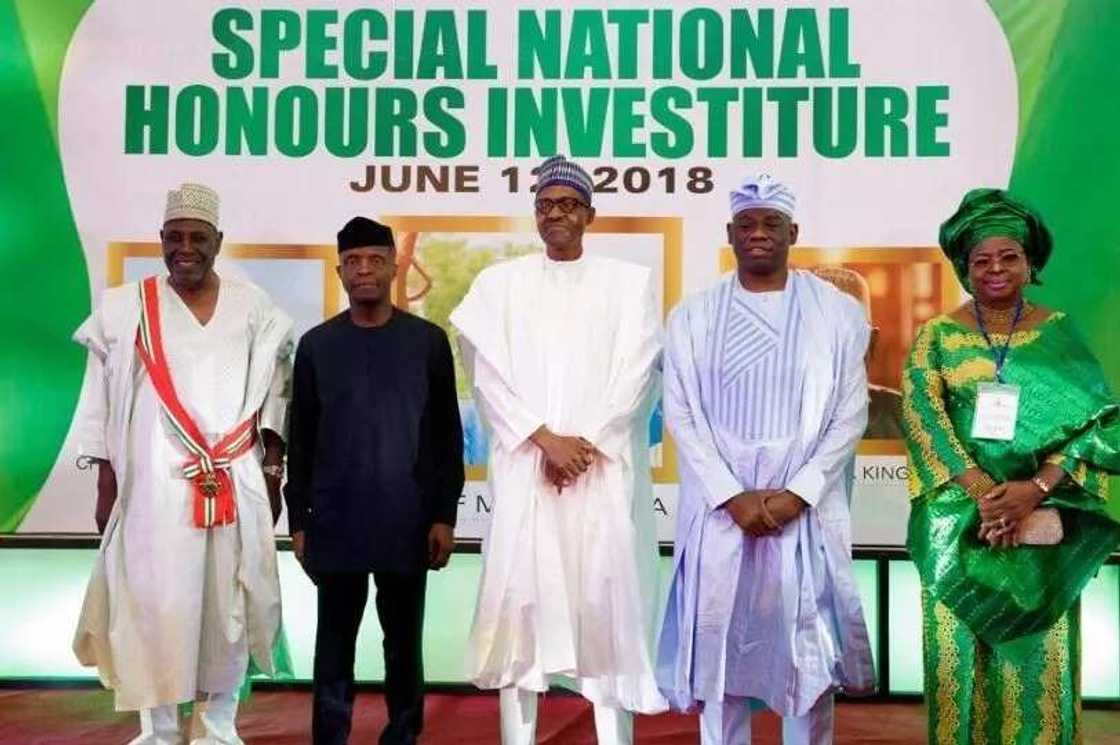 LIVE UPDATES: Excitement in Aso Rock as top Nigerians gather for late MKO Abiola’s honour LIVE UPDATES: Excitement in Aso Rock as top Nigerians gather for late MKO Abiola’s honour