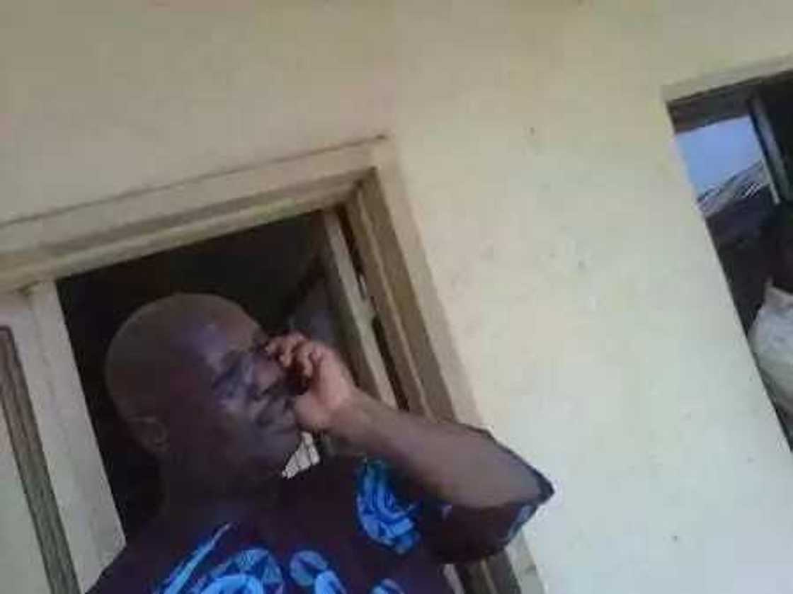 Lebura yayi ma matar Malam ciki Lebura yayi ma matar Malam ciki