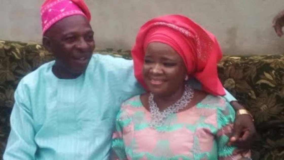 50-year-old Spinster Weds In Abuja (Photos) 50-year-old Spinster Weds In Abuja (Photos)