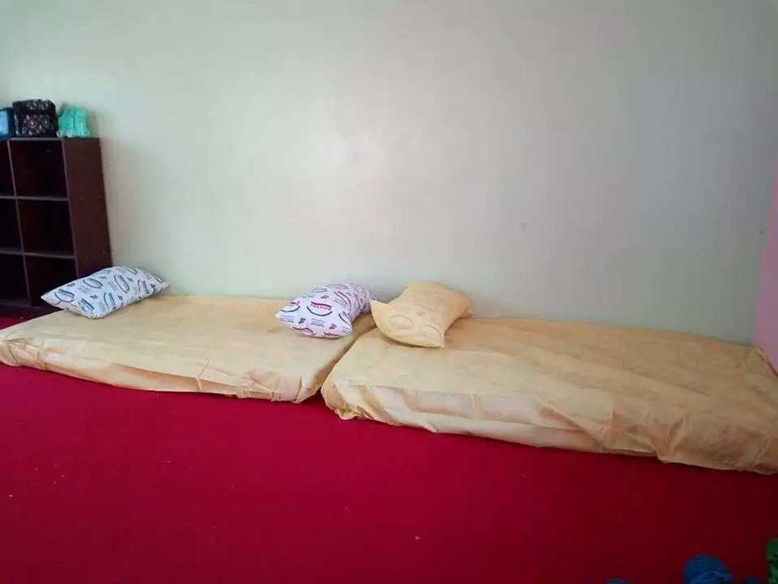 Sheikh Bala Lau ya gina katafariyar makaranta a Jimeta (hotuna) Sheikh Bala Lau ya gina katafariyar makaranta a Jimeta (hotuna)