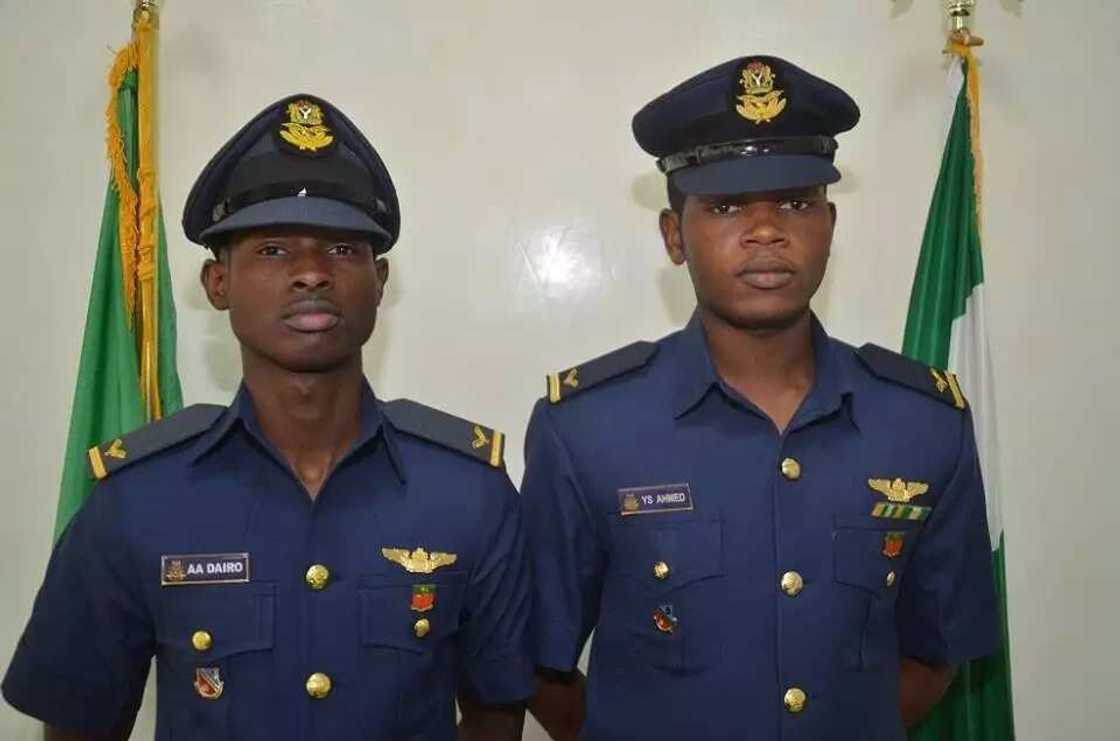 Nigerian Air Force ‘wings’ two US-trained combat pilots