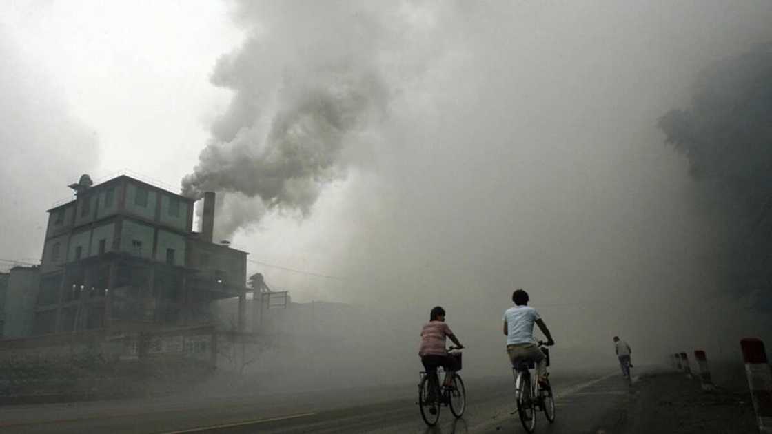 Dangerous effects of air pollution in Nigeria Dangerous effects of air pollution in Nigeria
