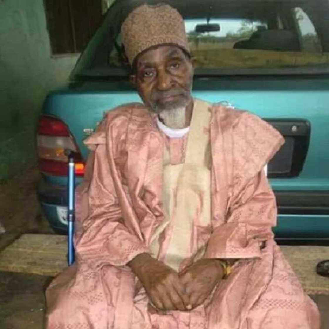 Hassan Lemu: Babban sakataren Sardauna ya rasu yana da shekaru 95 Hassan Lemu: Babban sakataren Sardauna ya rasu yana da shekaru 95