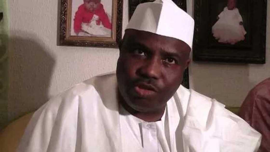 Jihar Sokoto ta fara aiwatar da sabon tsarin albashi ga malaman makarantun gaba da sakandare Jihar Sokoto ta fara aiwatar da sabon tsarin albashi ga malaman makarantun gaba da sakandare