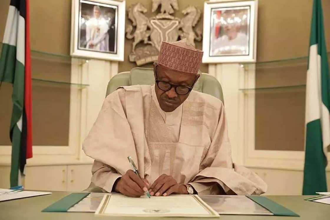 Yanzu-Yanzu: Shugaban kungiyar masoya Buhari da Osinbajo na kasa yayi murabus, ya fice daga APC Yanzu-Yanzu: Shugaban kungiyar masoya Buhari da Osinbajo na kasa yayi murabus, ya fice daga APC