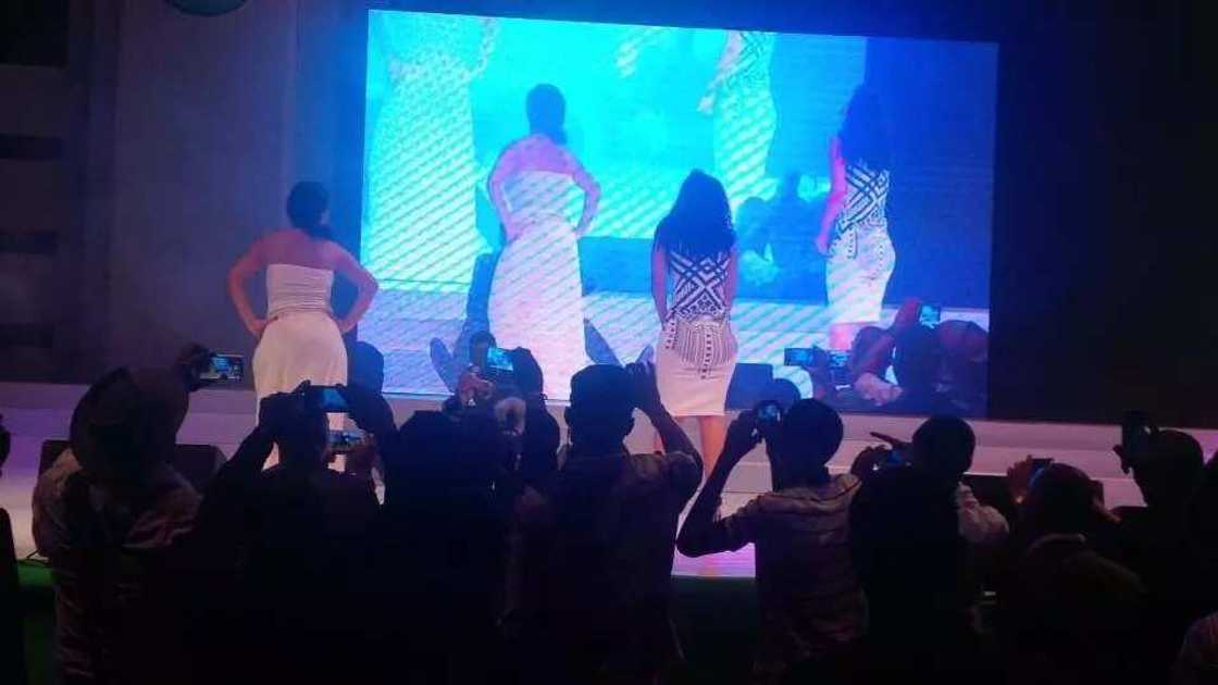 Photos: D'banj Rocks Glo Show In Honour Of Soyinka Photos: D'banj Rocks Glo Show In Honour Of Soyinka