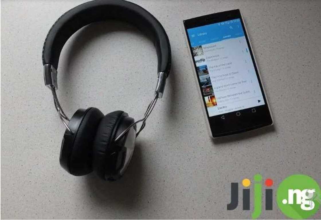 Top 7 must-have smartphone accessories Top 7 must-have smartphone accessories