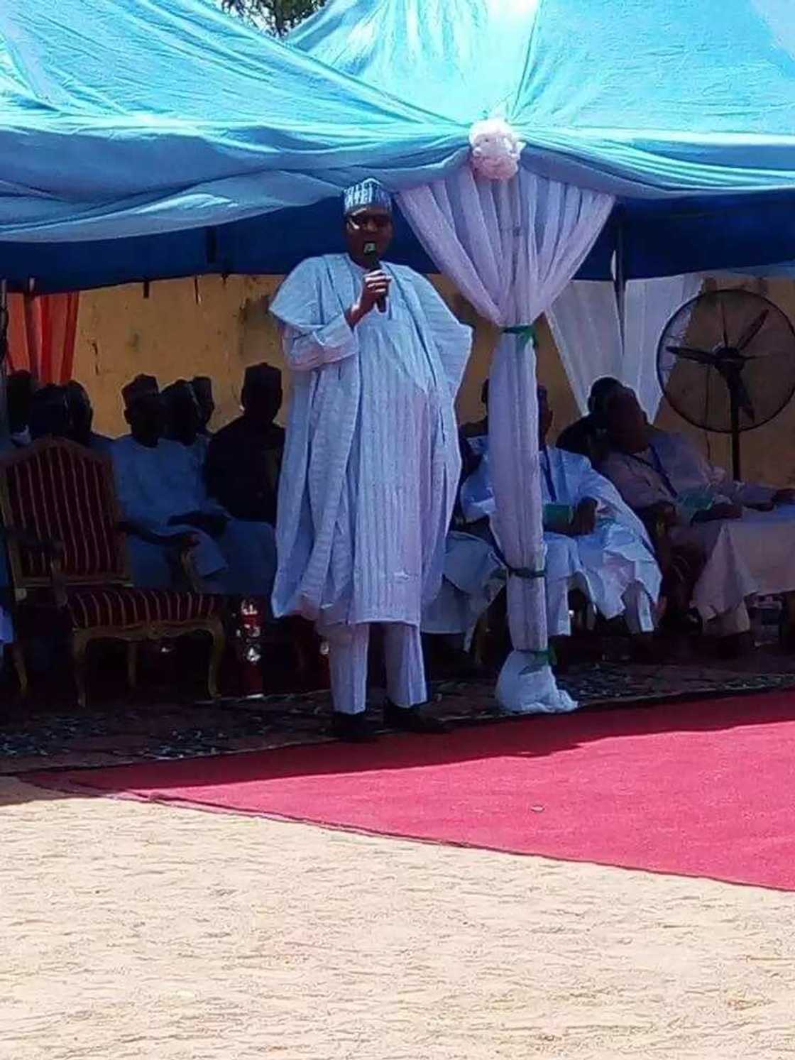 President Muhammadu Buhari has arrived Polling Unit Sarkin Yara A Ward for APC Ward Congress in Daura President Muhammadu Buhari has arrived Polling Unit Sarkin Yara A Ward for APC Ward Congress in Daura